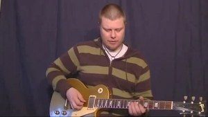 Online Guitar Lessons - Vibrato 101: Part 8 - Vibrato and ...